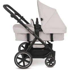 ABC DESIGN Poppenwagen Migno Berry Collectie 2023 8 ABC DESIGN Poppenwagen Migno Berry Collectie 2023 -Speelgoed Voor Kinderen abc design poppenwagen migno berry collectie 2023 a393725 3