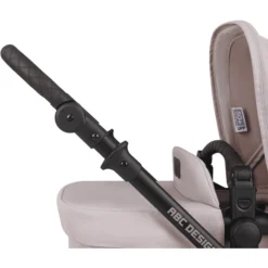 ABC DESIGN Poppenwagen Migno Berry Collectie 2023 9 ABC DESIGN Poppenwagen Migno Berry Collectie 2023 -Speelgoed Voor Kinderen abc design poppenwagen migno berry collectie 2023 a393725 4