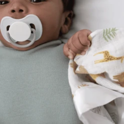 Aden +anais™ Musslin Knuffeldoekje 2-Pack Tanzanie 7 Aden +anais™ Musslin Knuffeldoekje 2-Pack Tanzanie -Speelgoed Voor Kinderen aden anais musslin knuffeldoekje 2 pack tanzanie a410160 3