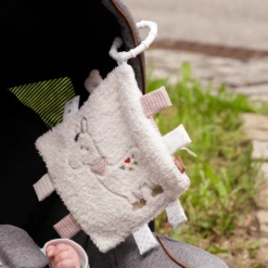 Fehn Peru Knisperdoekje Lama Met Ring -Speelgoed Voor Kinderen fehn peru knisperdoekje lama met ring a273384 4