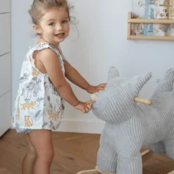 Label Label - Schommelhond - Grijs 7 Label Label - Schommelhond - Grijs -Speelgoed Voor Kinderen label label schommelhond grijs a394320 2